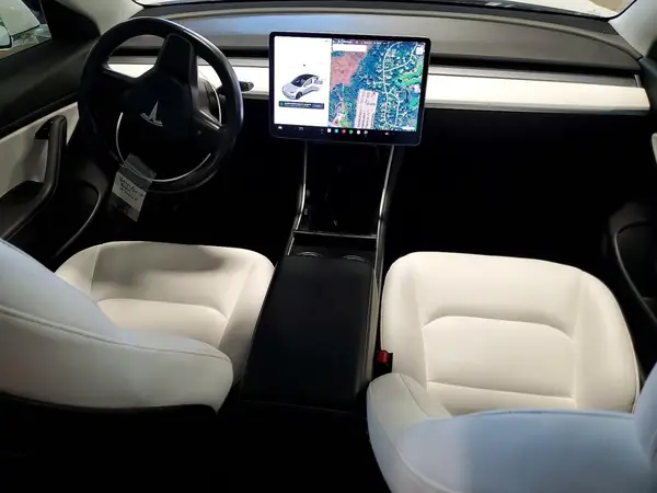 5YJ3E1EB9JF122289 2018 TESLA MODEL 3 - Image 8