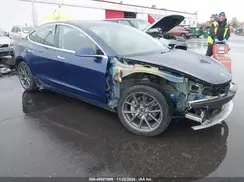 5YJ3E1EB9JF130585 2018 TESLA MODEL 3