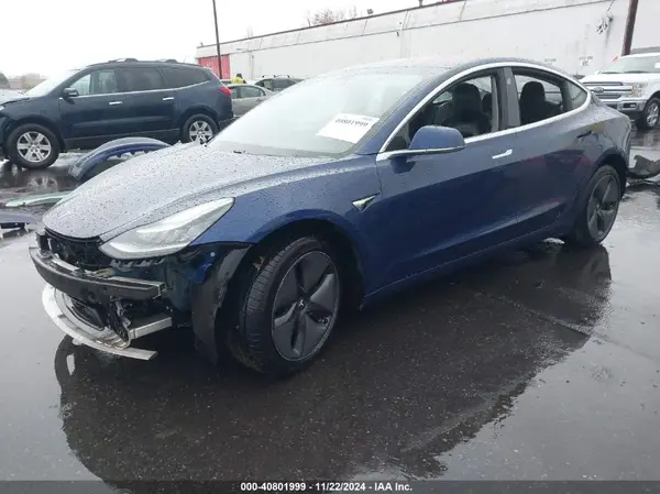 5YJ3E1EB9JF130585 2018 TESLA MODEL 3 - Image 2