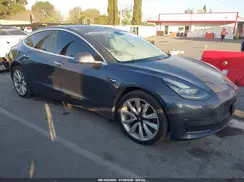 5YJ3E1EB9JF132448 2018 TESLA MODEL 3