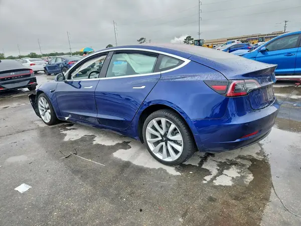 5YJ3E1EB9JF133812 2018 TESLA MODEL 3 - Image 2