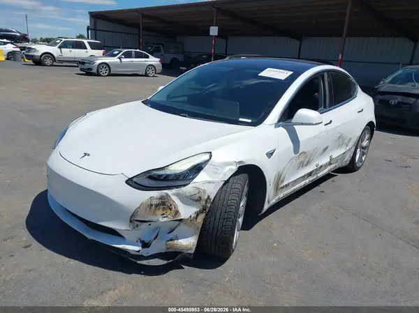 5YJ3E1EB9JF134104 2018 TESLA MODEL 3 - Image 2
