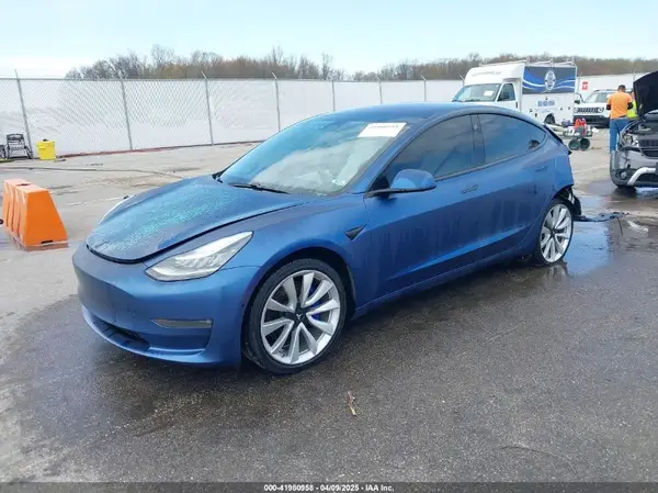5YJ3E1EB9JF134958 2018 TESLA MODEL 3 - Image 2