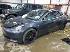 5YJ3E1EB9JF135026 2018 TESLA MODEL 3