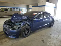 5YJ3E1EB9JF135334 2018 TESLA MODEL 3