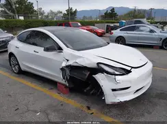 5YJ3E1EB9JF135530 2018 TESLA MODEL 3