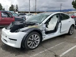 5YJ3E1EB9JF135561 2018 TESLA MODEL 3