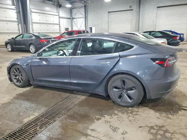 5YJ3E1EB9JF144714 2018 TESLA MODEL 3 - Image 2
