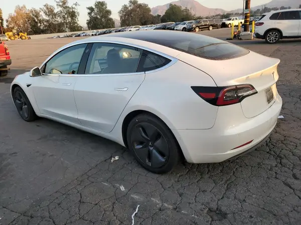 5YJ3E1EB9JF146804 2018 TESLA MODEL 3 - Image 2