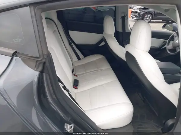5YJ3E1EB9JF147810 2018 TESLA MODEL 3 - Image 8