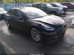 5YJ3E1EB9JF148228 2018 TESLA MODEL 3