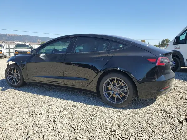 5YJ3E1EB9JF149413 2018 TESLA MODEL 3 - Image 2