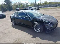 5YJ3E1EB9JF151176 2018 TESLA MODEL 3