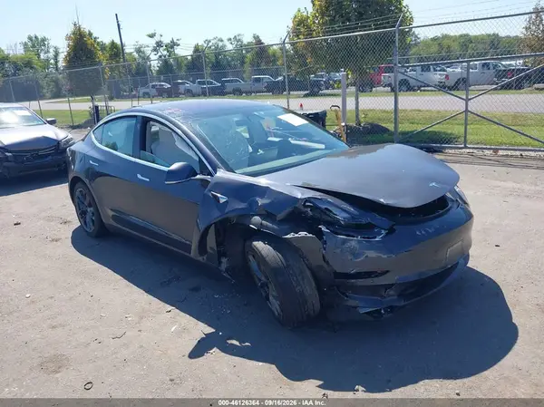 5YJ3E1EB9JF169824 2018 TESLA MODEL 3 - Image 1
