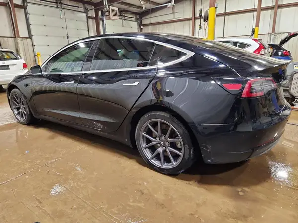 5YJ3E1EB9JF182248 2018 TESLA MODEL 3 - Image 2