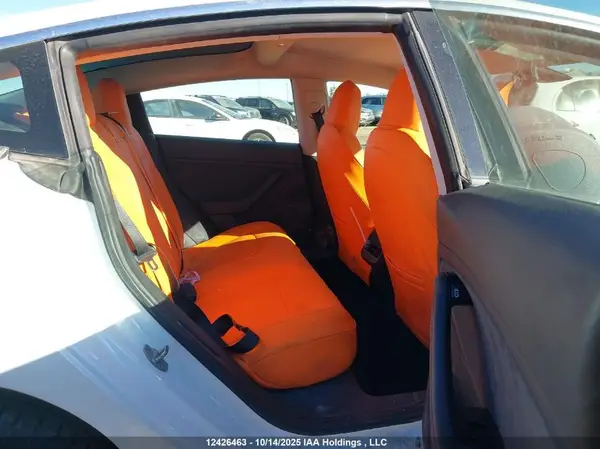 5YJ3E1EB9JF182542 2018 TESLA MODEL 3 - Image 8