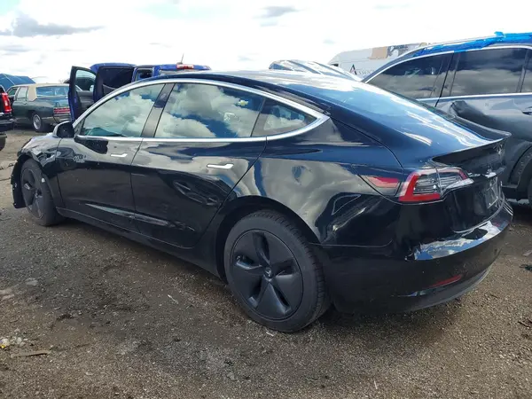 5YJ3E1EB9JF182640 2018 TESLA MODEL 3 - Image 2