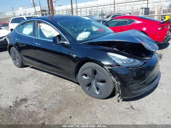 5YJ3E1EB9JF183920 2018 TESLA MODEL 3 - Image 1