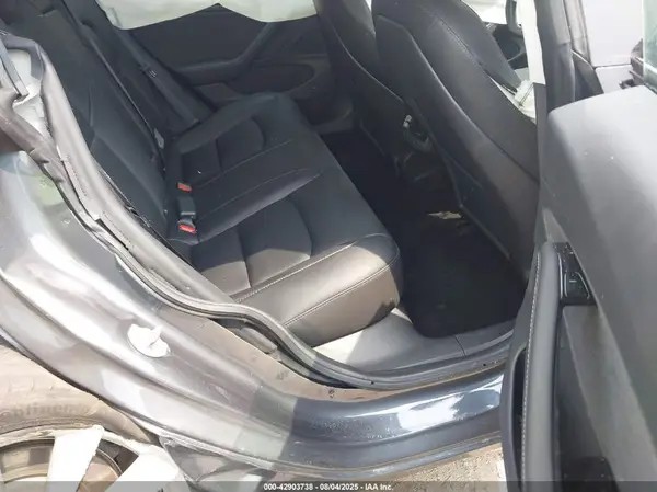5YJ3E1EB9JF187059 2018 TESLA MODEL 3 - Image 8