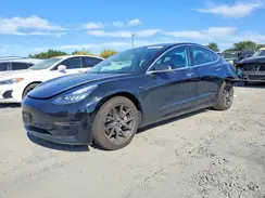 5YJ3E1EB9KF193493 2019 TESLA MODEL 3