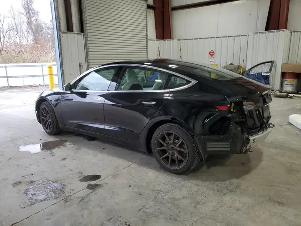 5YJ3E1EB9KF194983 2019 TESLA MODEL 3 - Image 2