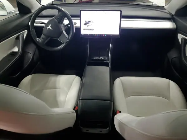 5YJ3E1EB9KF195597 2019 TESLA MODEL 3 - Image 8