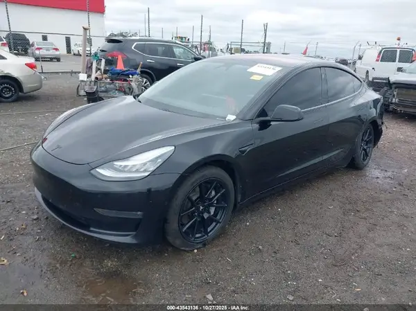 5YJ3E1EB9KF199097 2019 TESLA MODEL 3 - Image 2