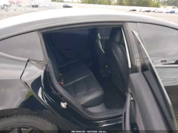 5YJ3E1EB9KF199097 2019 TESLA MODEL 3 - Image 8