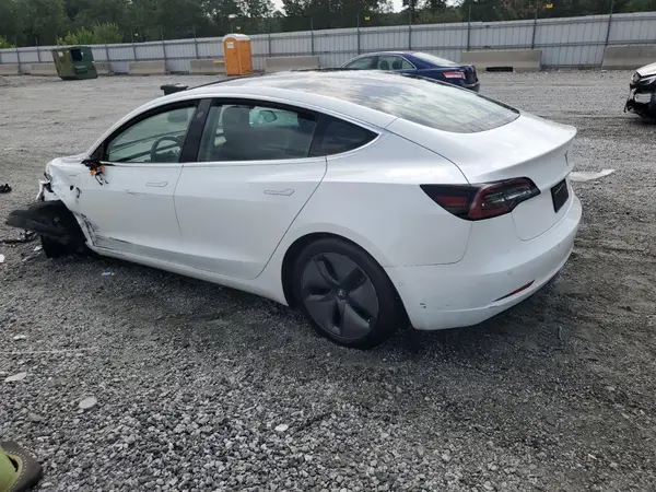 5YJ3E1EB9KF199682 2019 TESLA MODEL 3 - Image 2