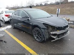 5YJ3E1EB9KF208705 2019 TESLA MODEL 3