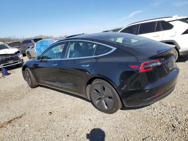 5YJ3E1EB9KF208929 2019 TESLA MODEL 3 - Image 2