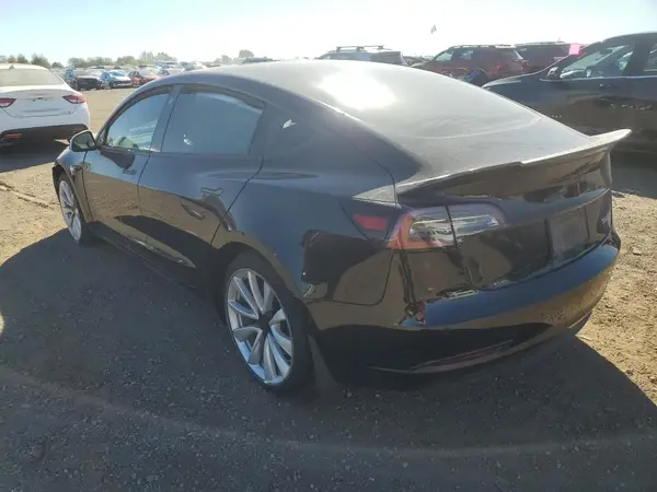 5YJ3E1EB9KF213659 2019 TESLA MODEL 3 - Image 2