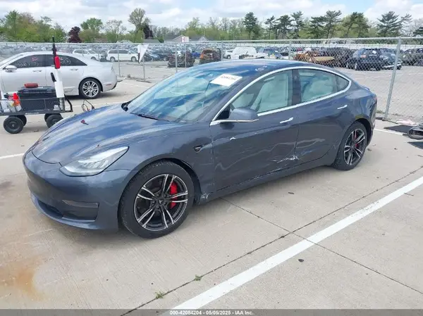 5YJ3E1EB9KF230493 2019 TESLA MODEL 3 - Image 2