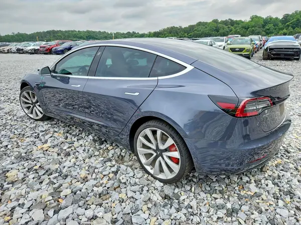 5YJ3E1EB9KF237458 2019 TESLA MODEL 3 - Image 2