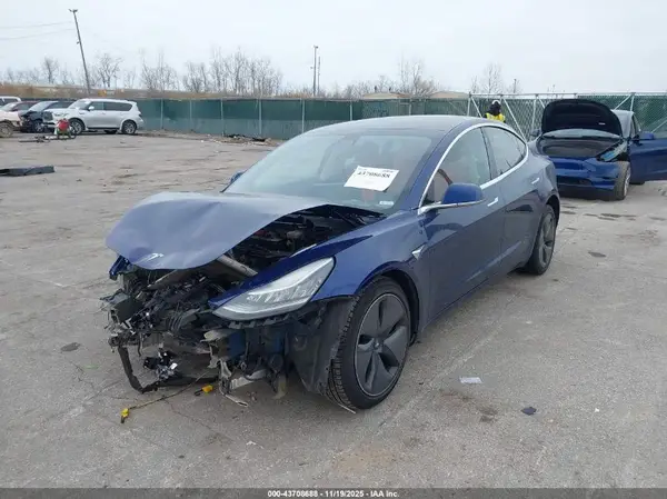 5YJ3E1EB9KF359446 2019 TESLA MODEL 3 - Image 2