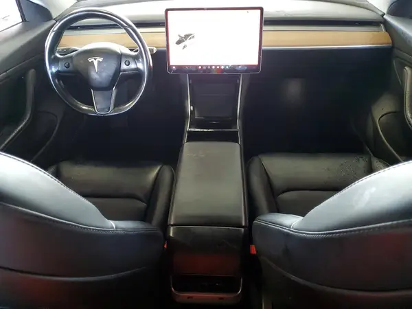 5YJ3E1EB9KF359527 2019 TESLA MODEL 3 - Image 8