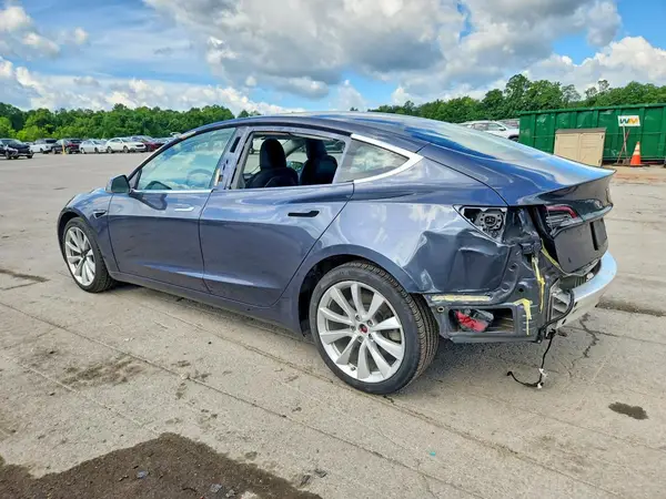5YJ3E1EB9KF364713 2019 TESLA MODEL 3 - Image 2