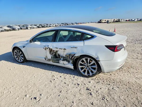 5YJ3E1EB9KF365988 2019 TESLA MODEL 3 - Image 2
