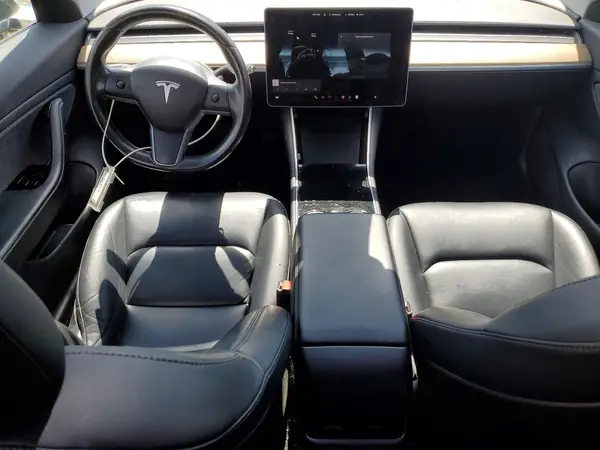 5YJ3E1EB9KF384542 2019 TESLA MODEL 3 - Image 8