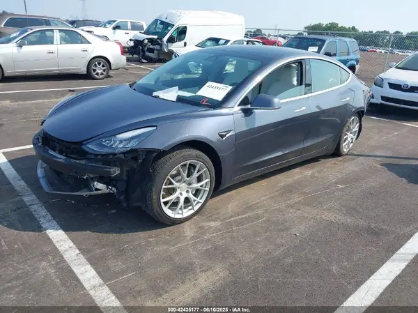 5YJ3E1EB9KF391698 2019 TESLA MODEL 3 - Image 2