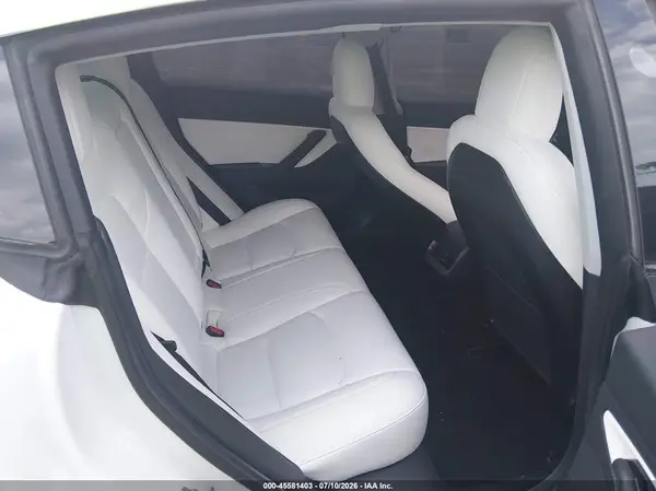 5YJ3E1EB9KF392382 2019 TESLA MODEL 3 - Image 8