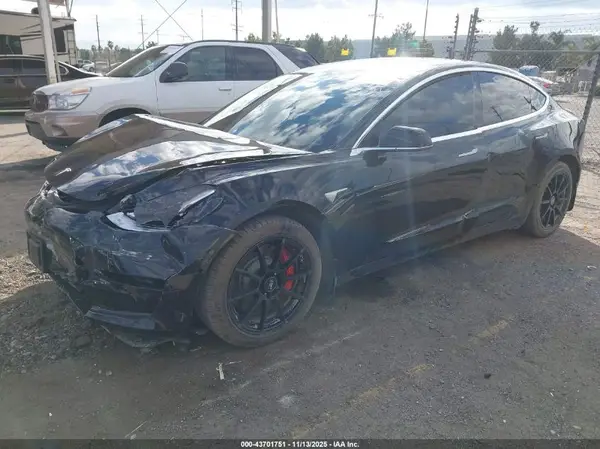 5YJ3E1EB9KF393208 2019 TESLA MODEL 3 - Image 2