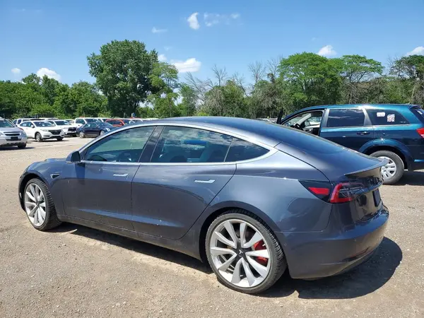 5YJ3E1EB9KF393418 2019 TESLA MODEL 3 - Image 2