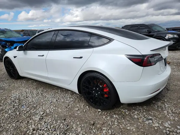 5YJ3E1EB9KF393726 2019 TESLA MODEL 3 - Image 2