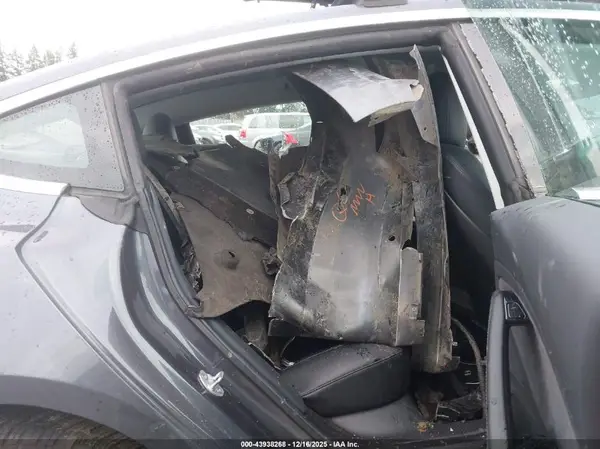 5YJ3E1EB9KF418544 2019 TESLA MODEL 3 - Image 8