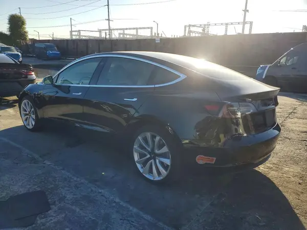 5YJ3E1EB9KF421671 2019 TESLA MODEL 3 - Image 2