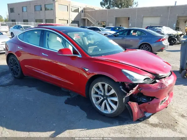 5YJ3E1EB9KF421797 2019 TESLA MODEL 3 - Image 1