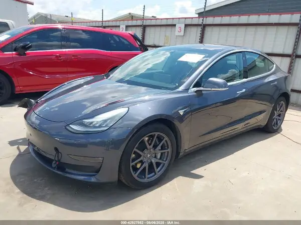 5YJ3E1EB9KF432735 2019 TESLA MODEL 3 - Image 2