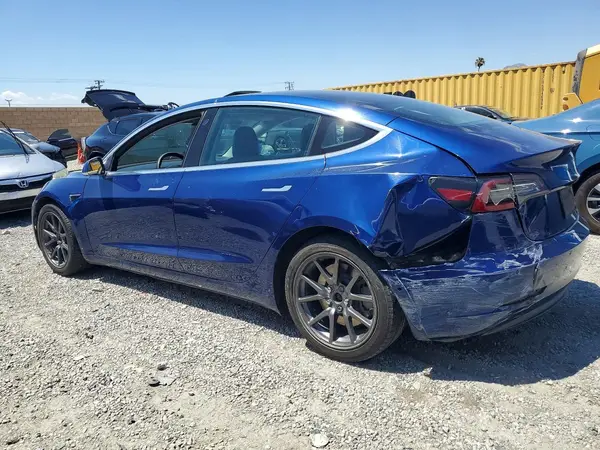 5YJ3E1EB9KF452743 2019 TESLA MODEL 3 - Image 2