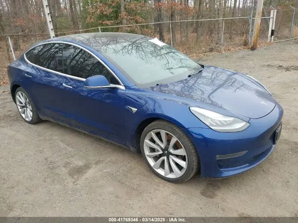 5YJ3E1EB9KF454007 2019 TESLA MODEL 3 - Image 1